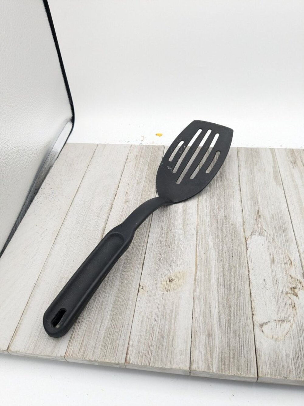 Pampered Chef #1 Black Slotted Nylon Plastic Spatula 2351 Turner 13”